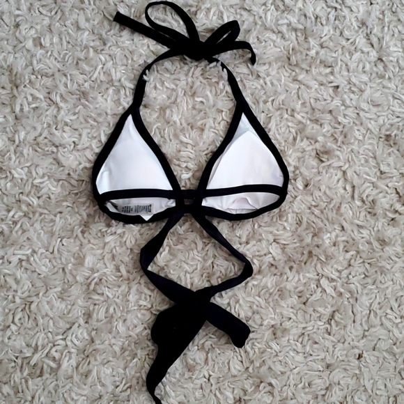 Victoria's Secret PINK Wrap Around Bikini Top - Picture 4 of 4